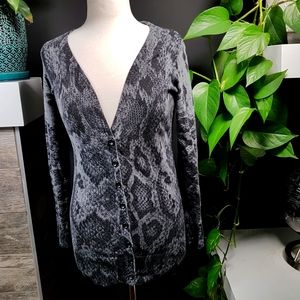 Smart Set Medium Long Grey Cardigan Snake Print
